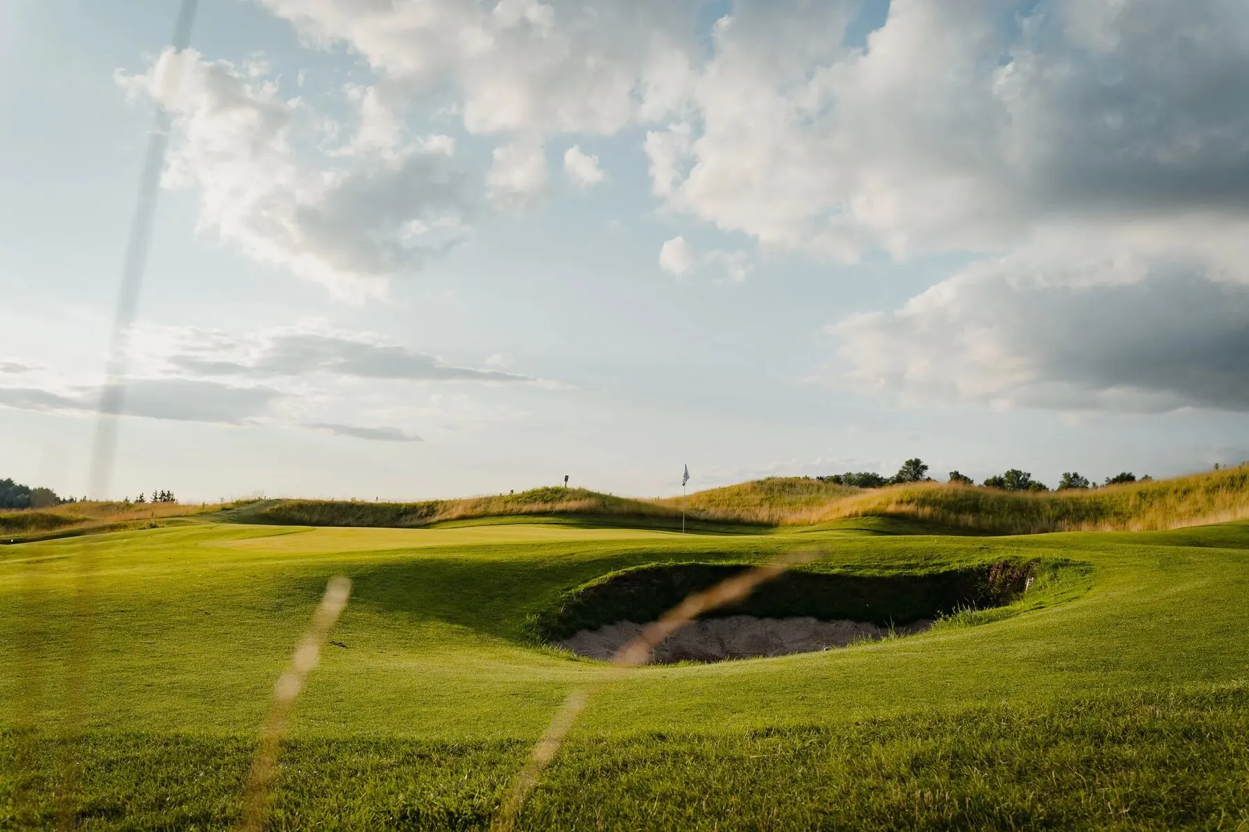 Fairway and bunkers at Tarandowah